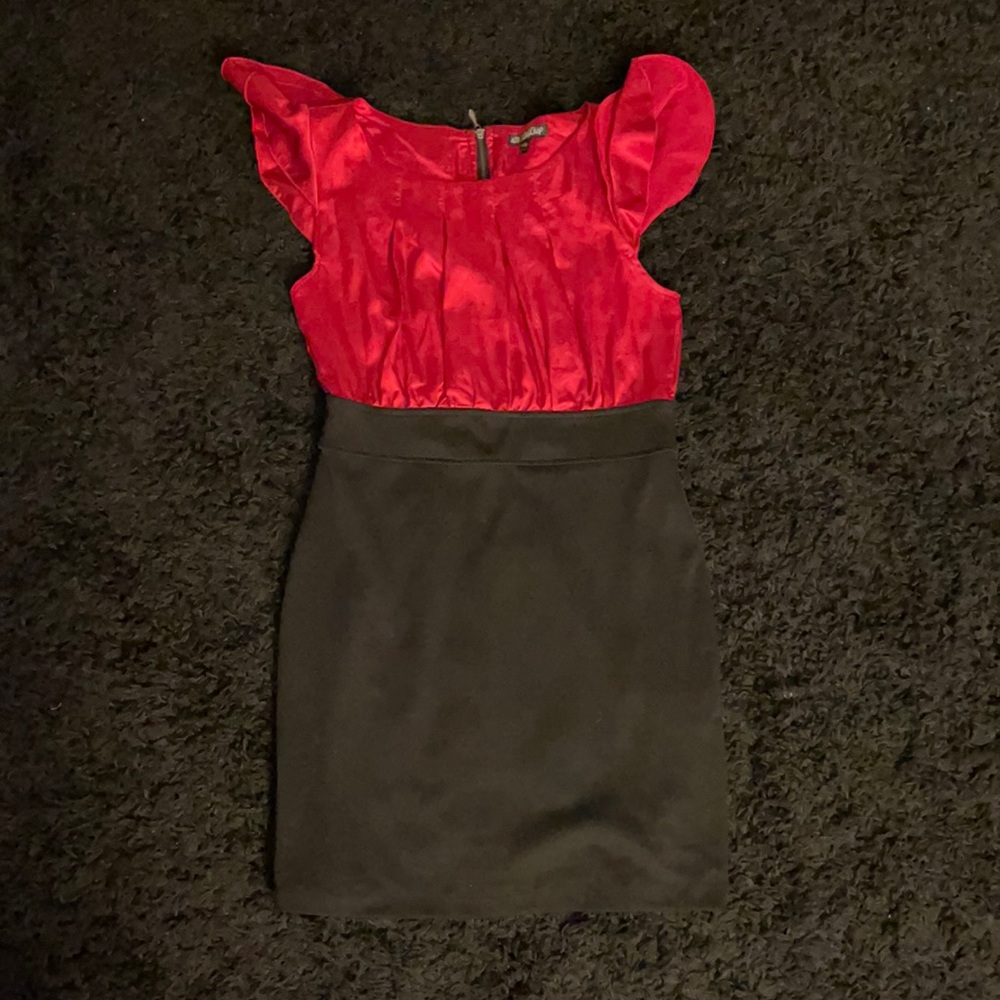 Women’s L, red & black pencil skirt dress